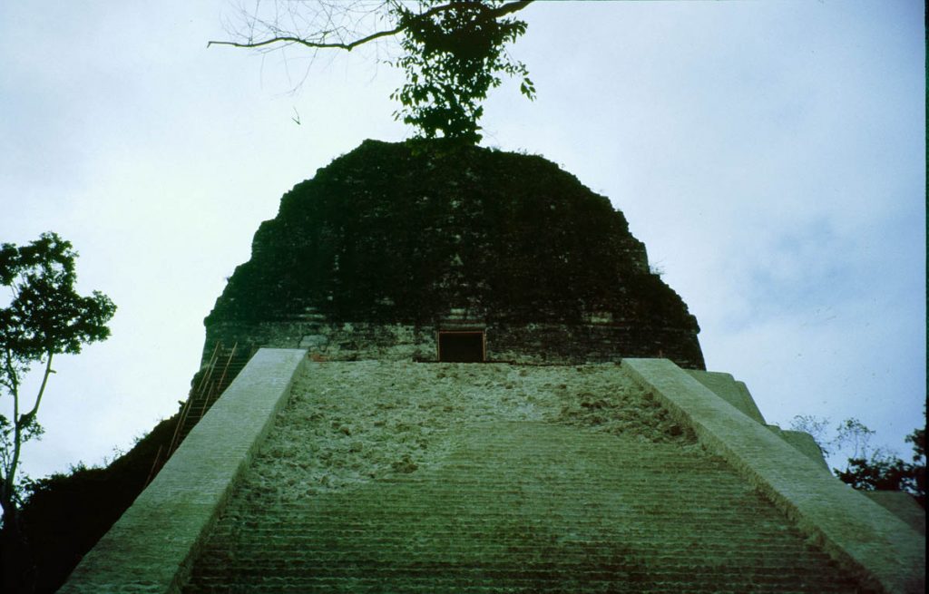 guatemala tikal5 2002