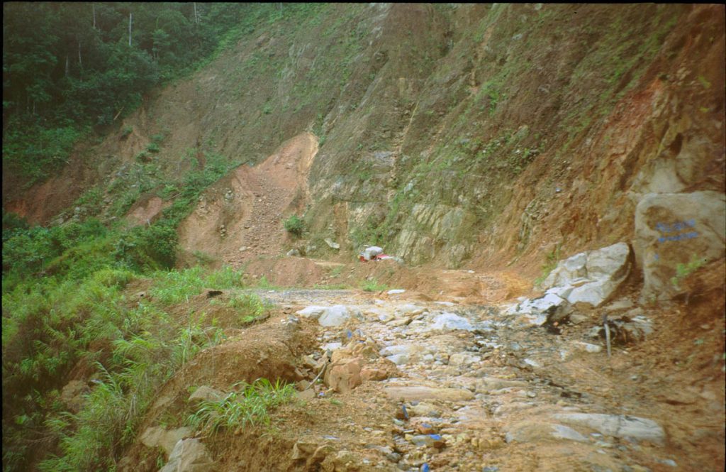 straße nach pto bermudez2005